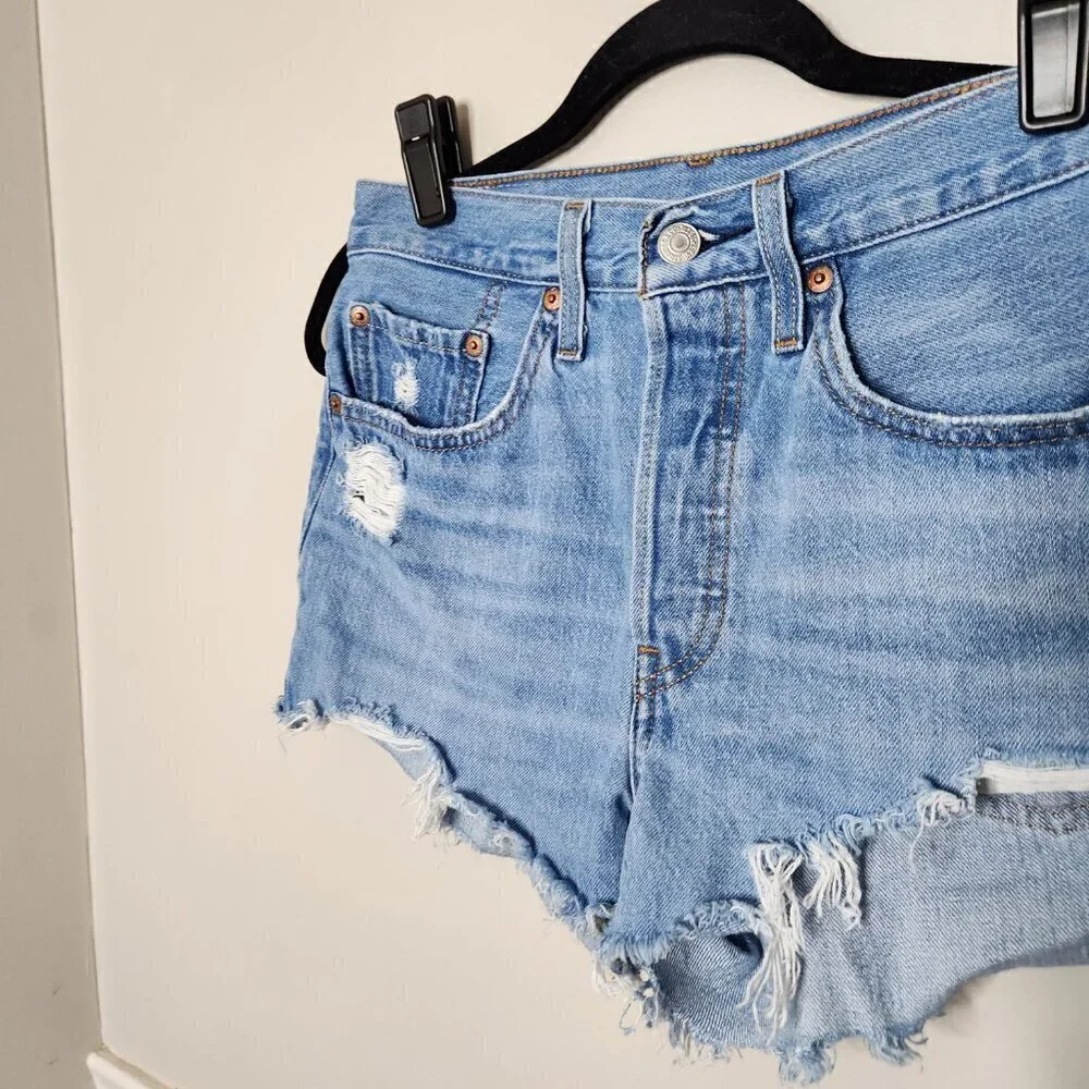 Levis minor wear
